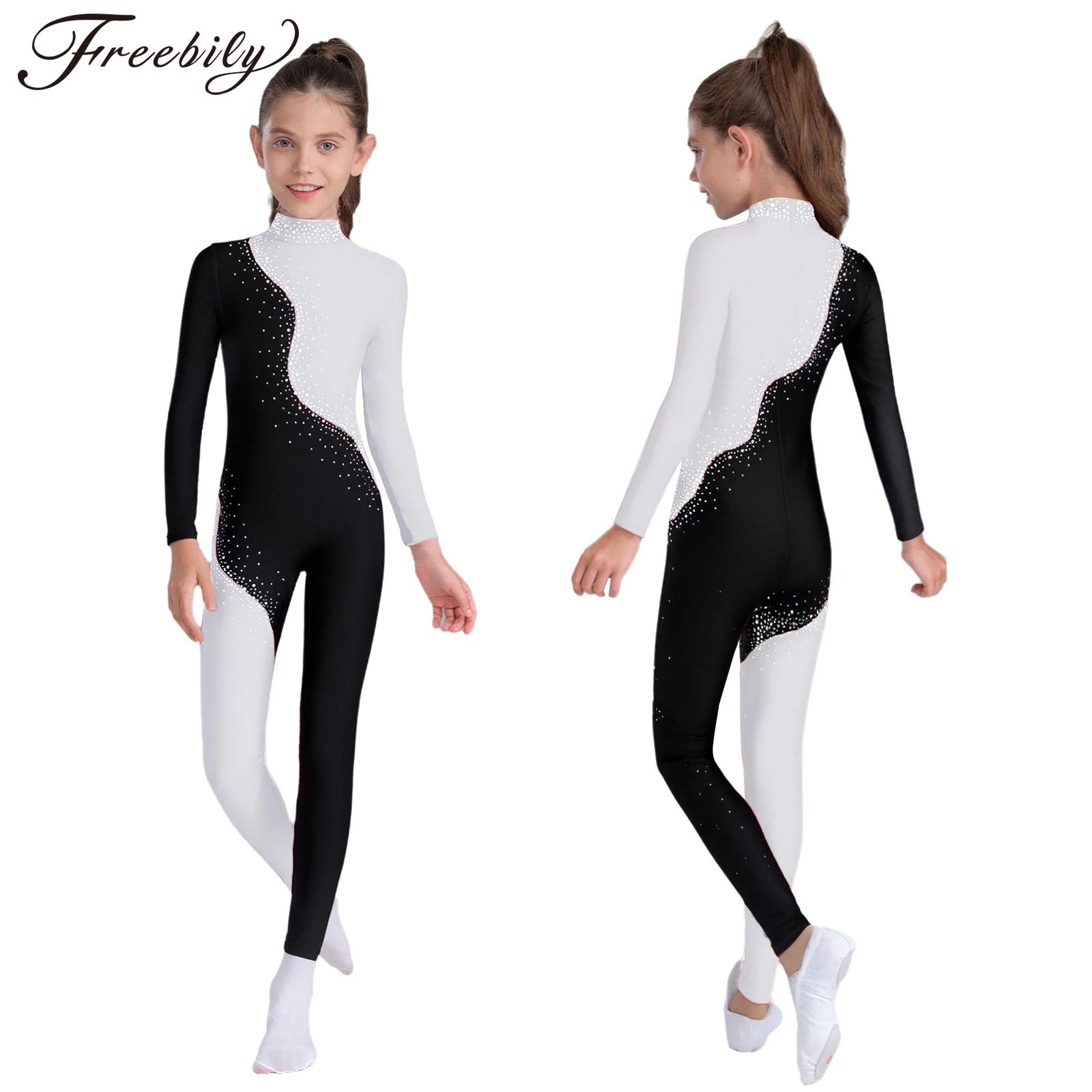 Yoga Fitness Model - Mädchen Glänzender Strass-Gymnastikanzug für Rhythmische Gymnastik