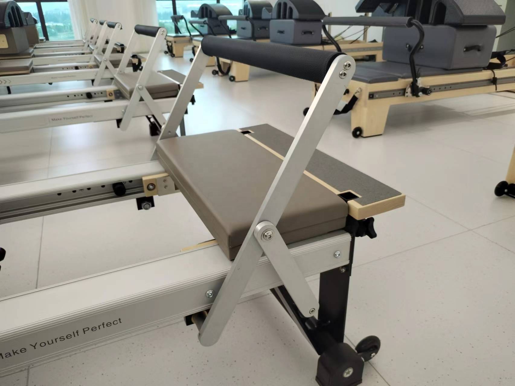 Kommerzieller Elina Pilates Re – Yoga Fitness Studio Bewertung und Preis