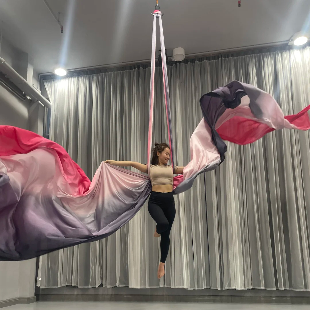 10m Aerial Silks Ombre Aerial  – Yoga Fitness Studio Bewertung und Preis